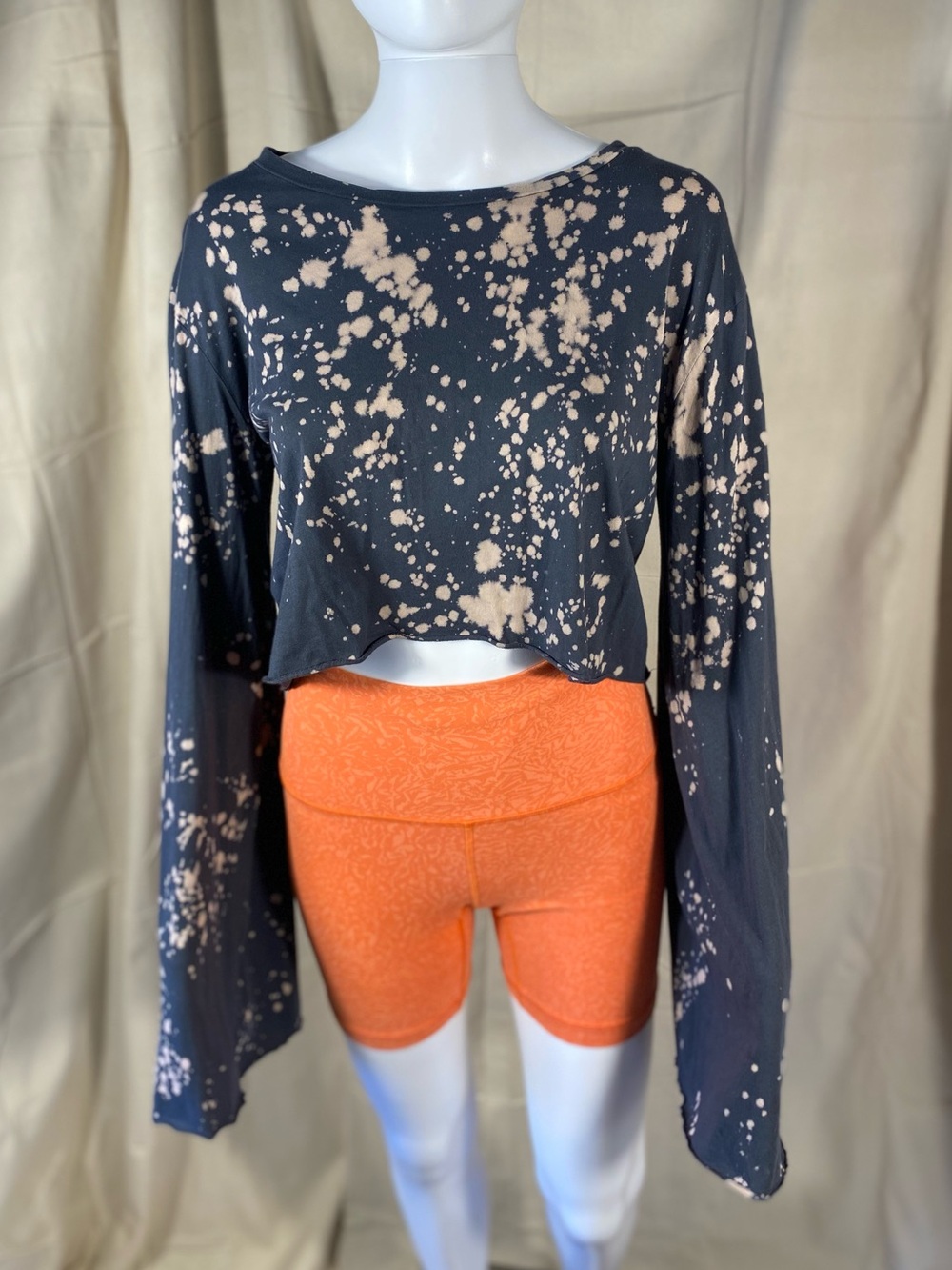 Zara Cropped Bleached on Grey With Long Bell Sleeves